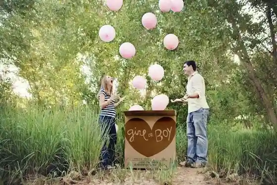 Gender Reveal balloon release